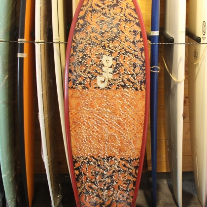 DHD Used surf board 5'9 