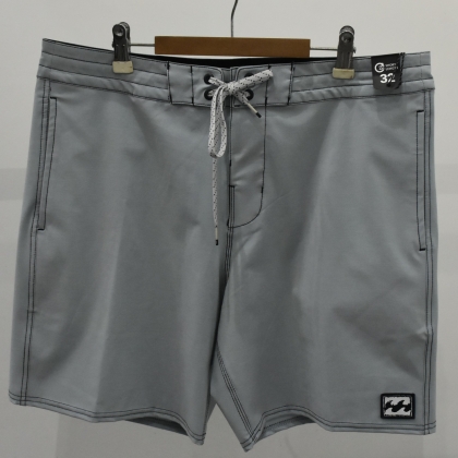 BILLABONG SHORT PANTS 